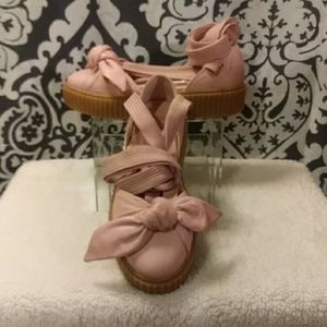 NWOT Fenty Puma by Rihanna Leather Creeper Sandal